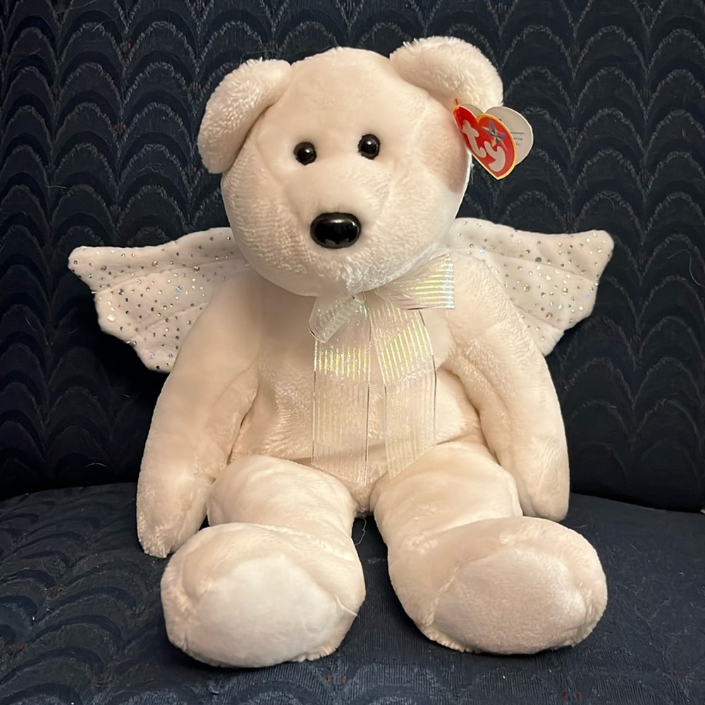 TY Beanie Baby Bear Herald. Used, great condition. White with sparkled wings.
